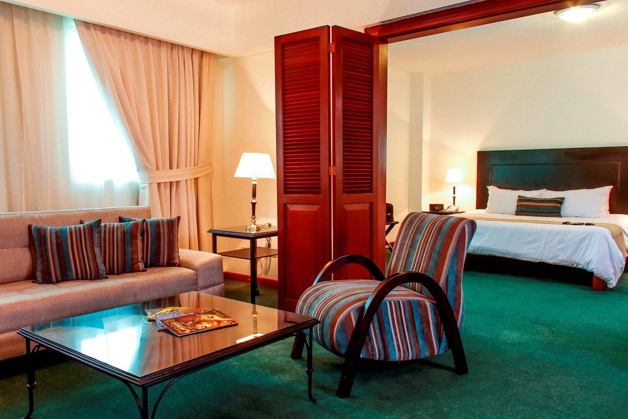 El Polo Apart Hotel & Suites Лима Екстериор снимка
